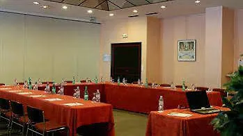 Mercure Centre Hotel 4*